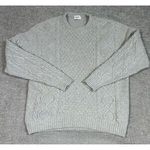 Aritzia Women's Light Gray Cable Knit Crewneck Sweater